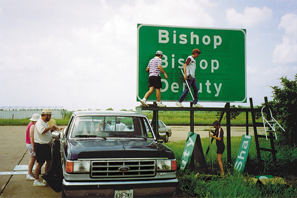 photo of type on a highway sign